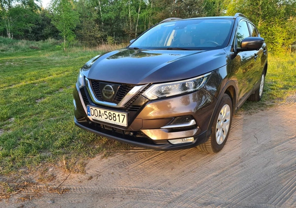 Nissan Qashqai cena 65500 przebieg: 161500, rok produkcji 2017 z Ślesin małe 277